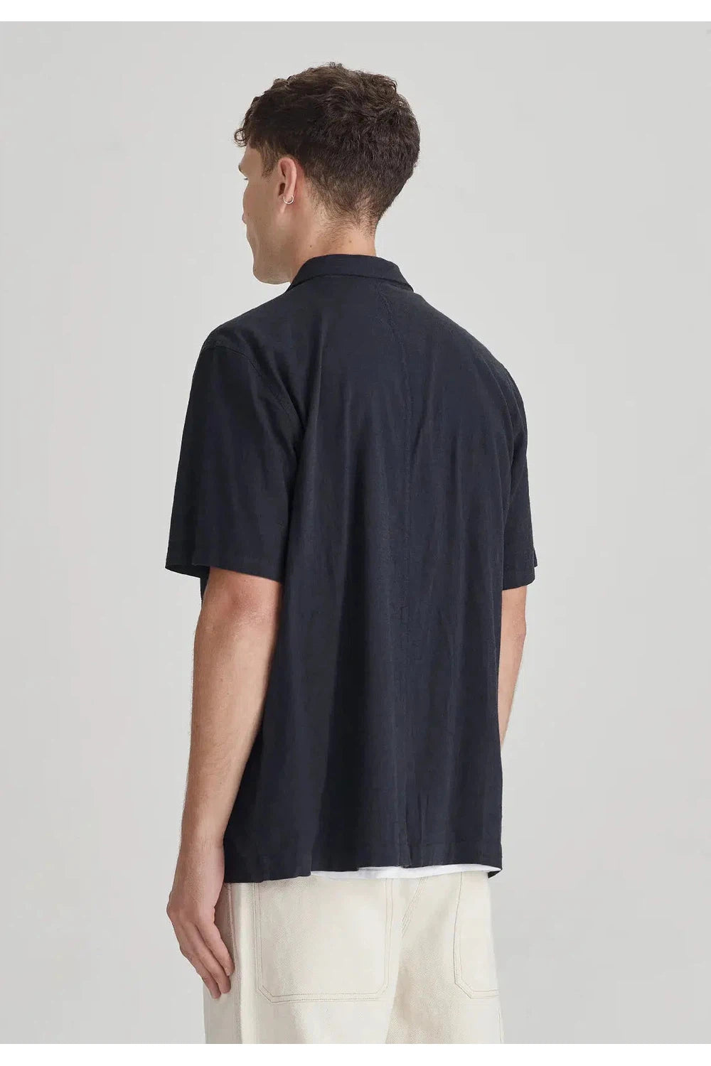 Commoners Campus SS Shirt - Dark Navy | COMMONERS | Mad About The Boy