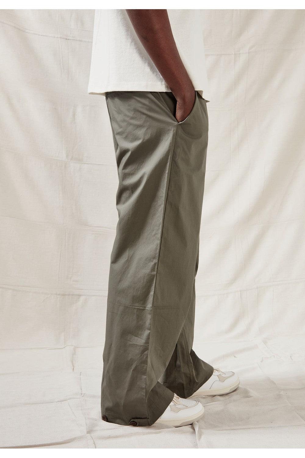 Commoners Loose Fit Pant / Olive Grey | COMMONERS | Mad About The Boy