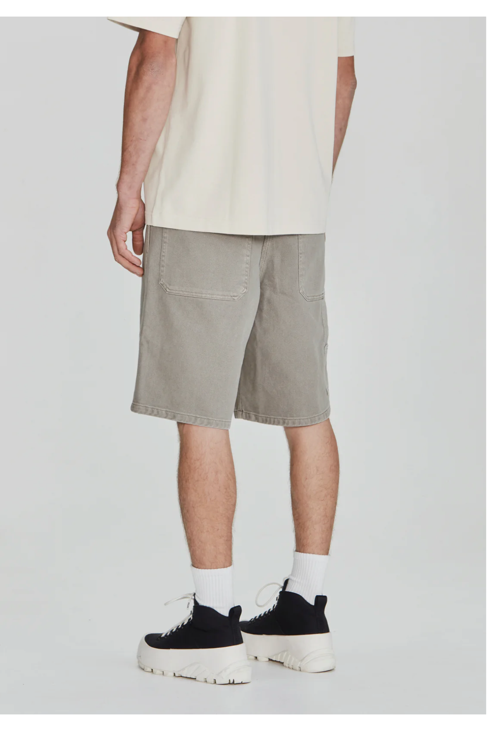 Commoners Carpenter Short Vintage Smoke | COMMONERS | Mad About The Boy