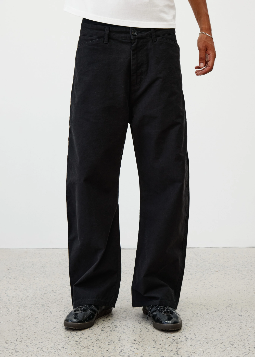 Reverse Twill Barrell Pant - Black | Observe Gallery | Mad About The Boy