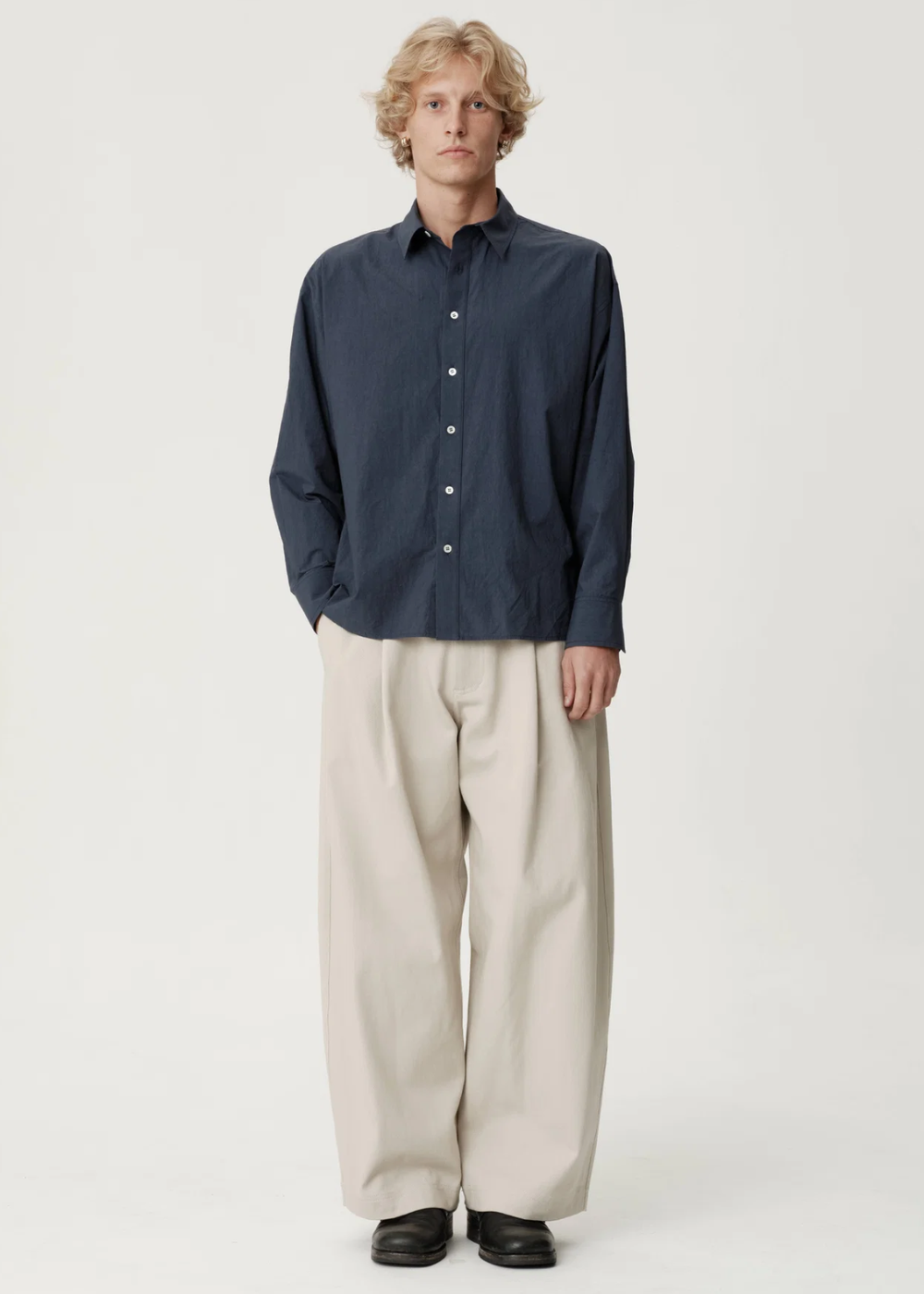 ASHA JASPER - Executive Shirt - Textured Navy Broadcloth | ASHA JASPER | Mad About The Boy
