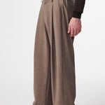 NN.07 Kay Lightweight Relaxed Fit Trouser Khaki Melange | NN07 | Mad About The Boy