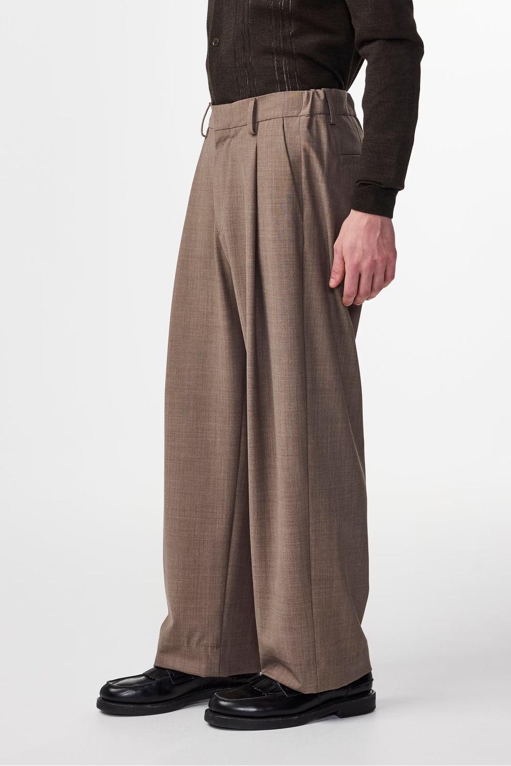 NN.07 Kay Lightweight Relaxed Fit Trouser Khaki Melange | NN07 | Mad About The Boy
