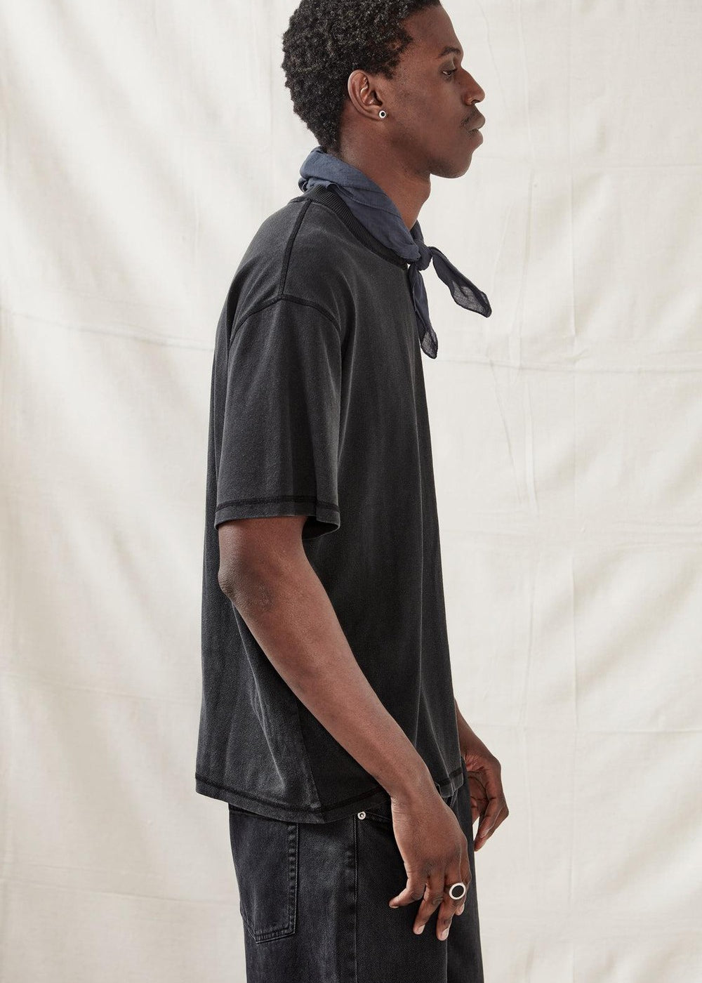 Commoners Hemp Jersey SS Tee Vintage Black | COMMONERS | Mad About The Boy