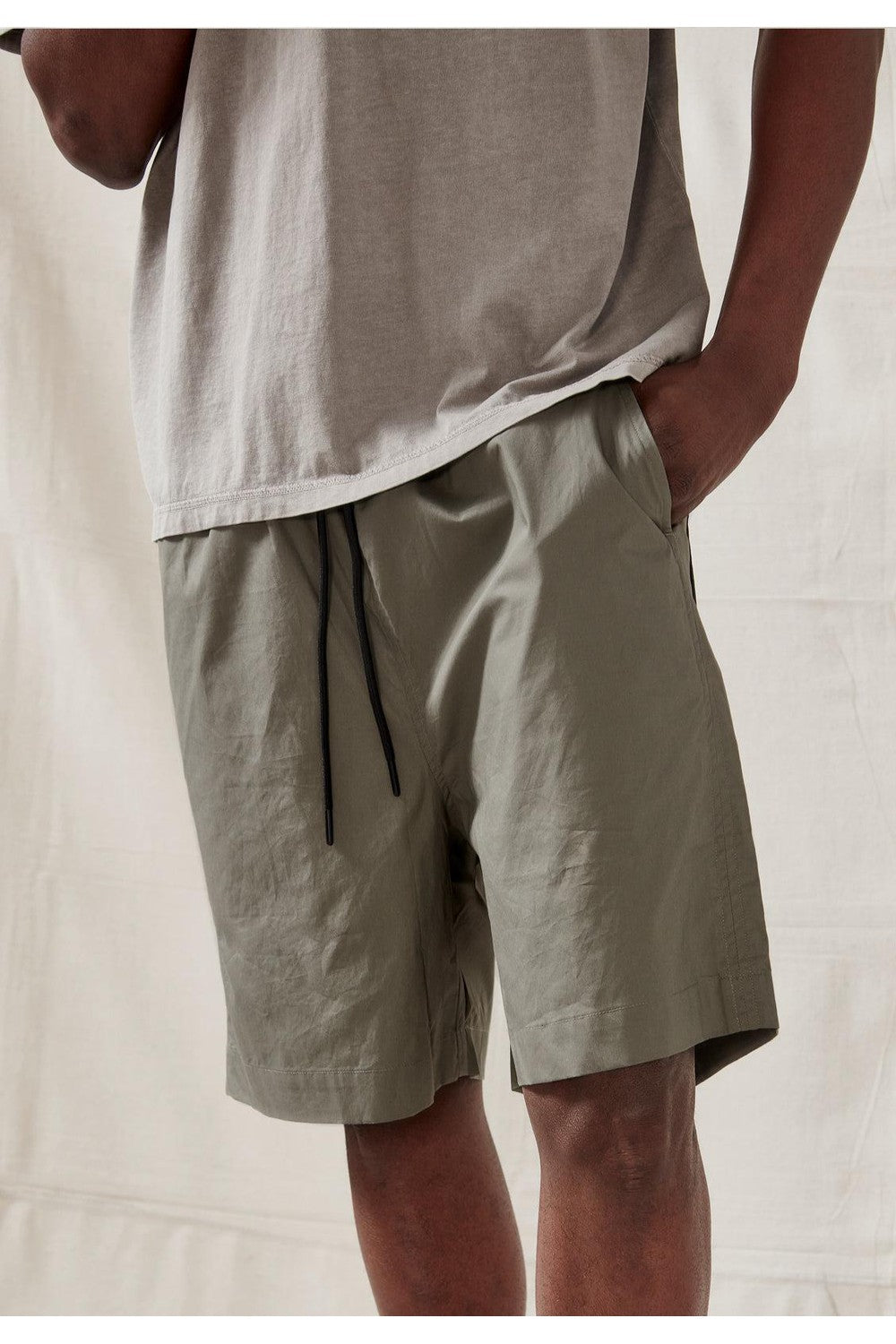 Commoners Cotton Walkshort Olive | COMMONERS | Mad About The Boy