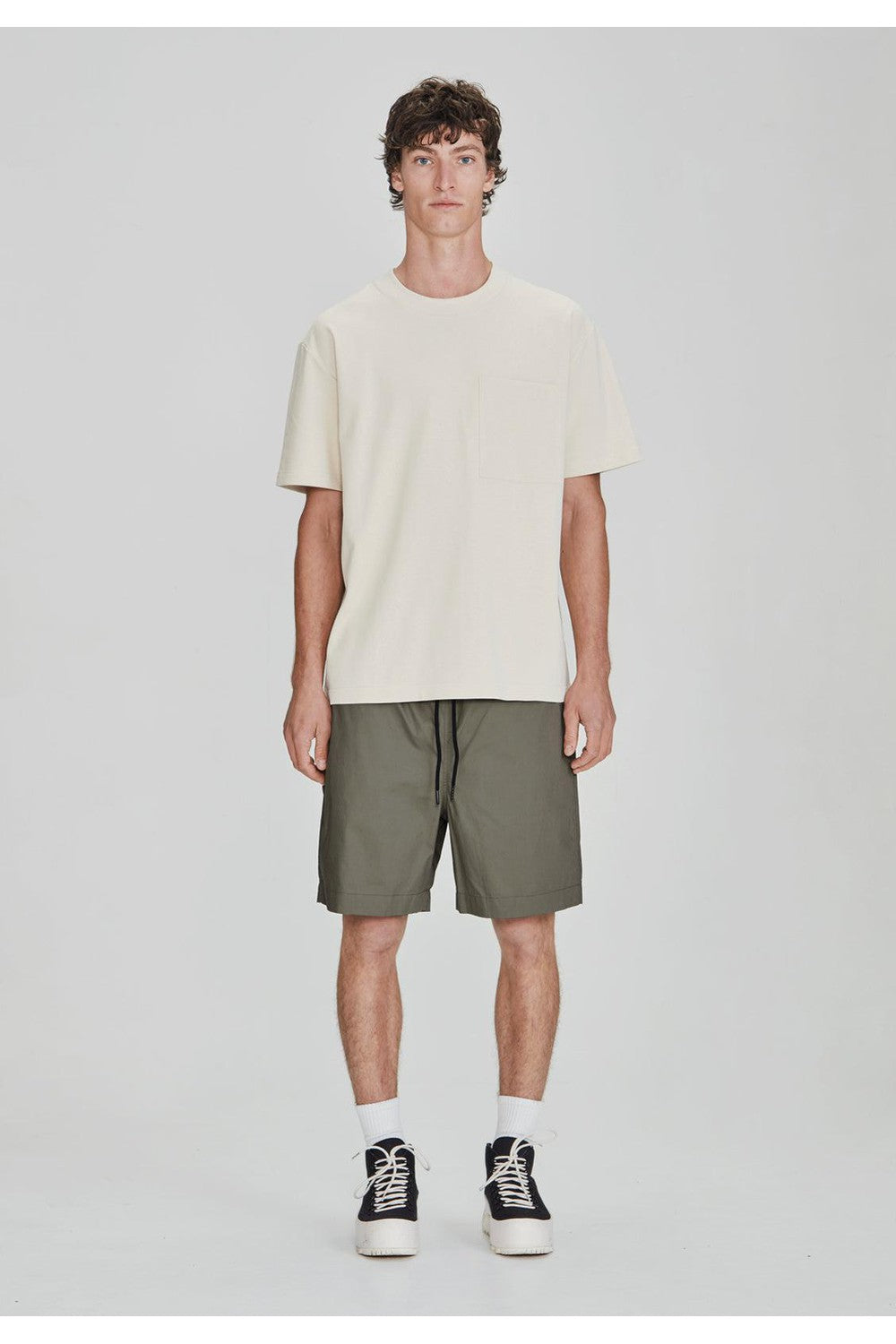 Commoners Cotton Walkshort Olive | COMMONERS | Mad About The Boy