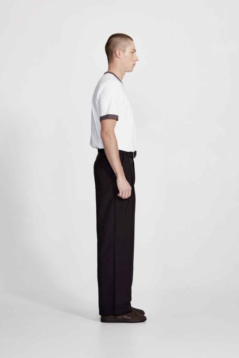 Commoners Wide Leg Pleated Trouser, Black | COMMONERS | Mad About The Boy