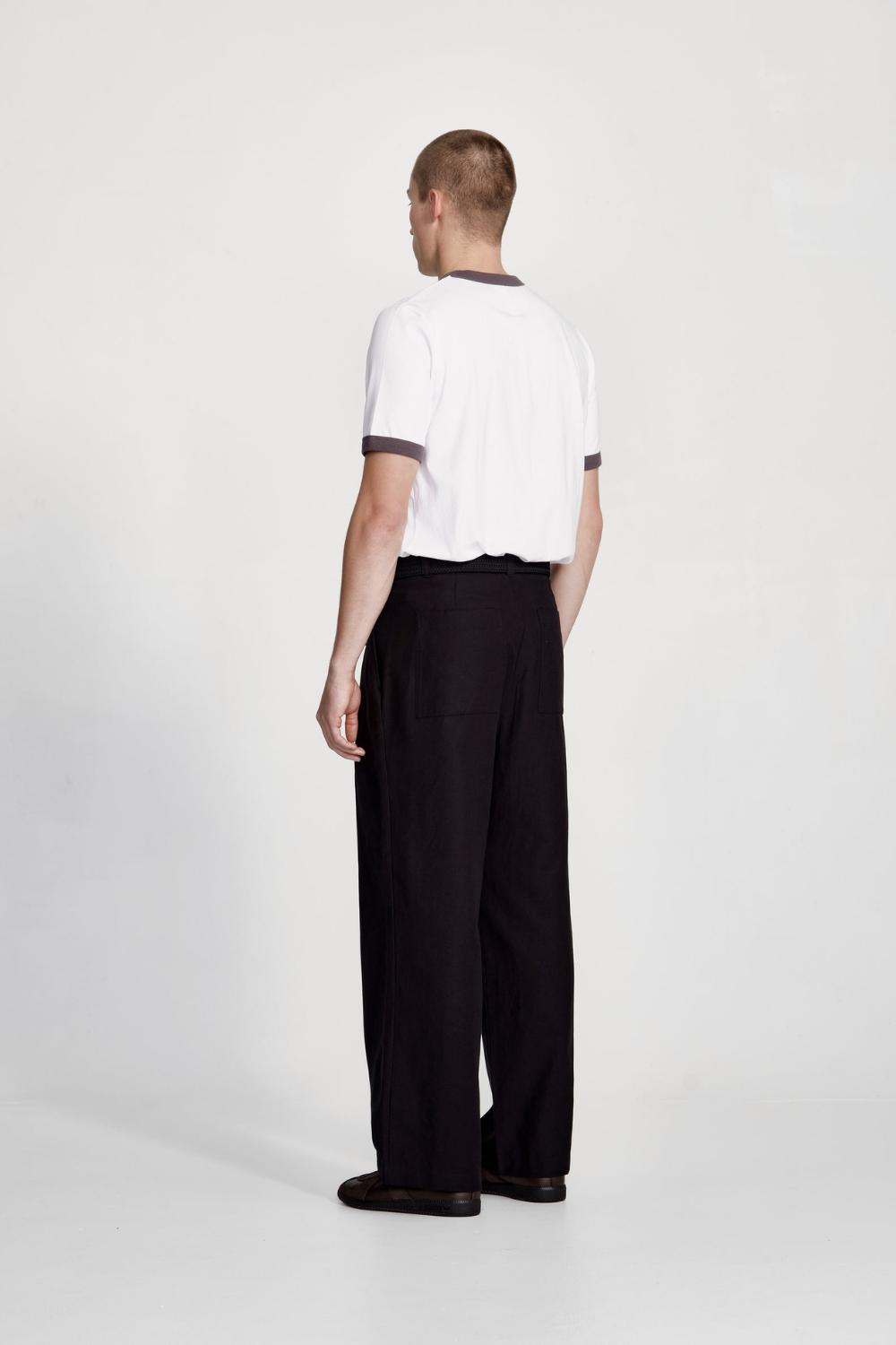 Commoners Wide Leg Pleated Trouser, Black | COMMONERS | Mad About The Boy