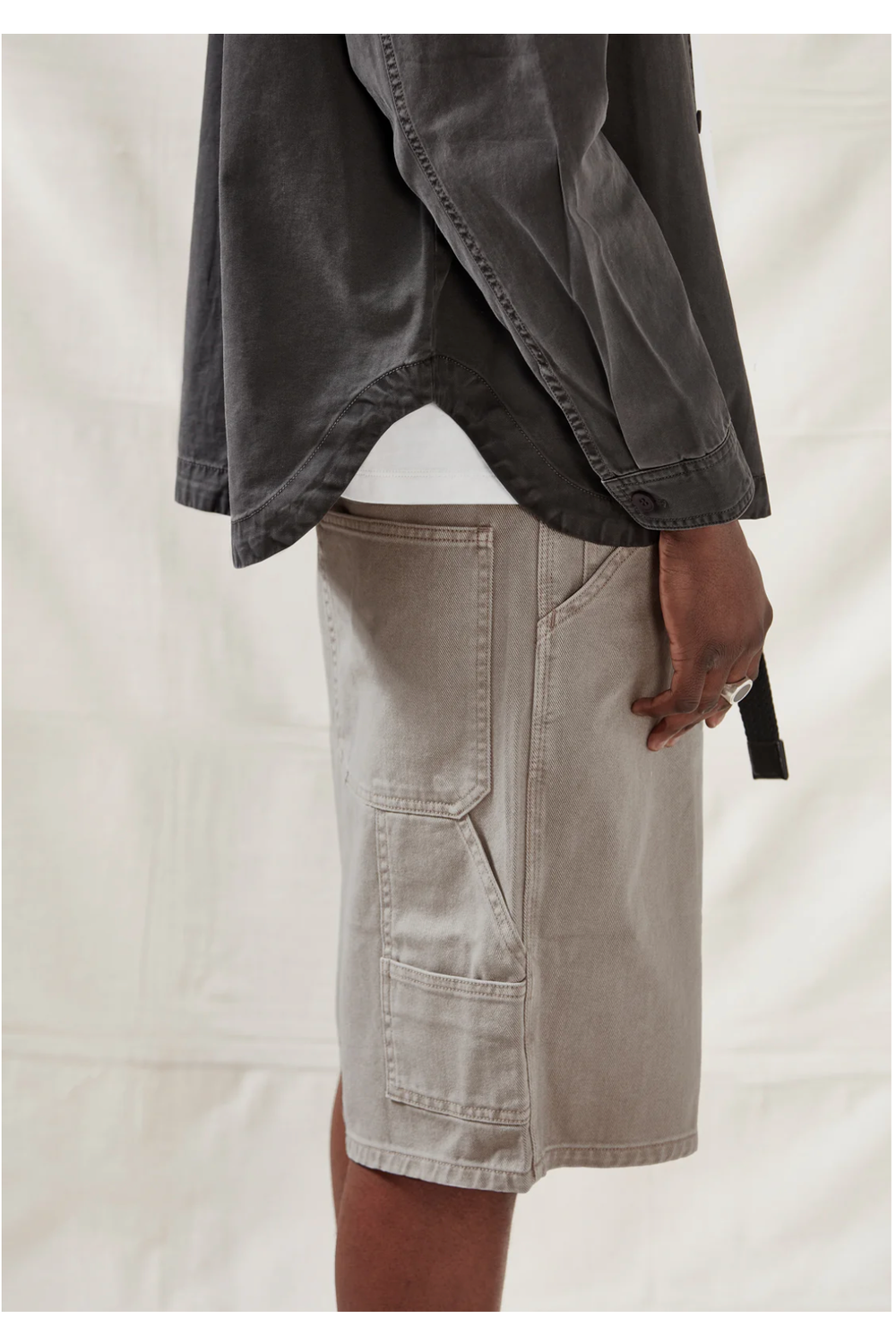 Commoners Carpenter Short Vintage Smoke | COMMONERS | Mad About The Boy