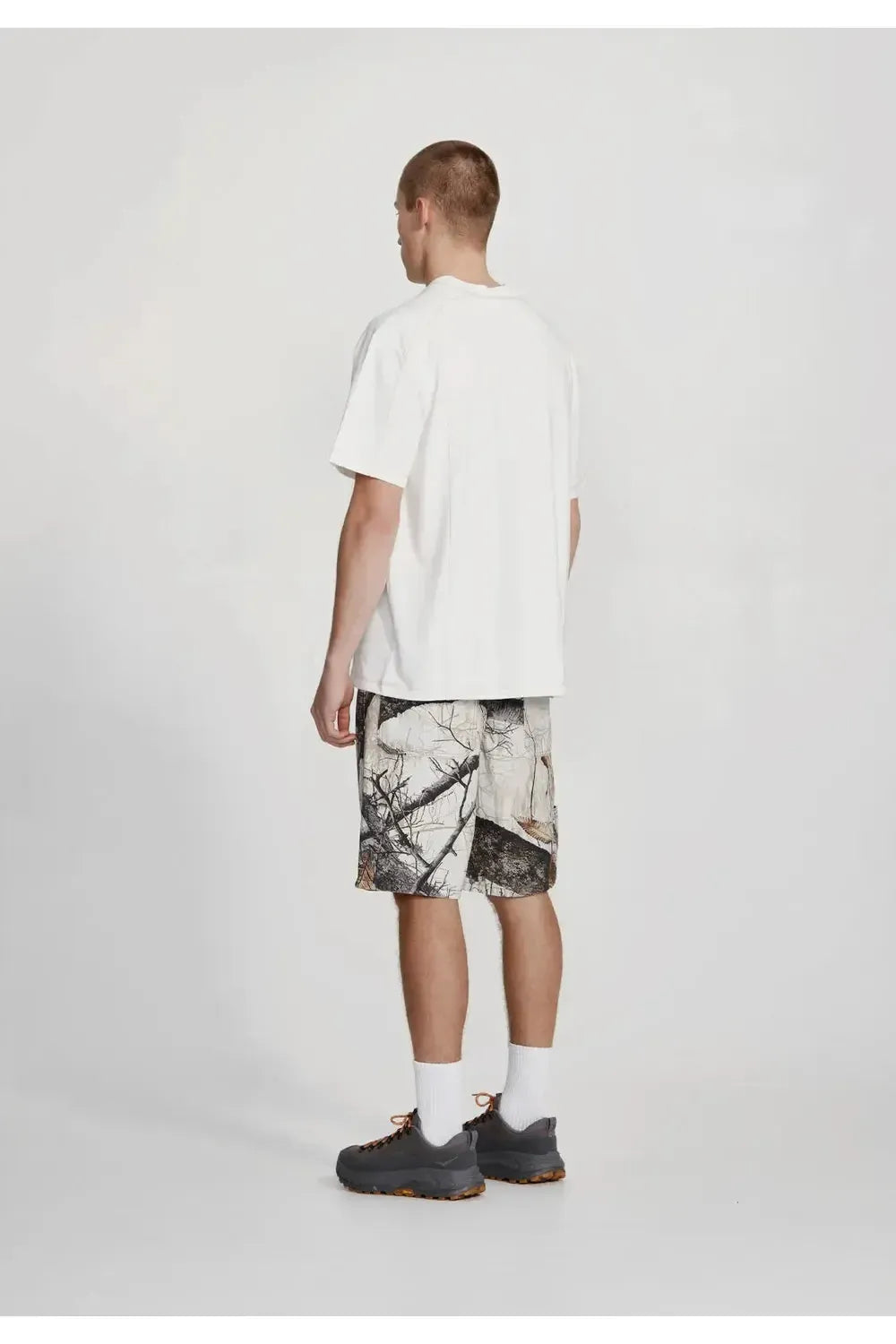 Carpenter Short - Light Foliage COMMONERS | COMMONERS | Mad About The Boy